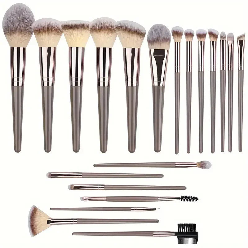 Soft Makeup Brush Set – Multiple Pieces