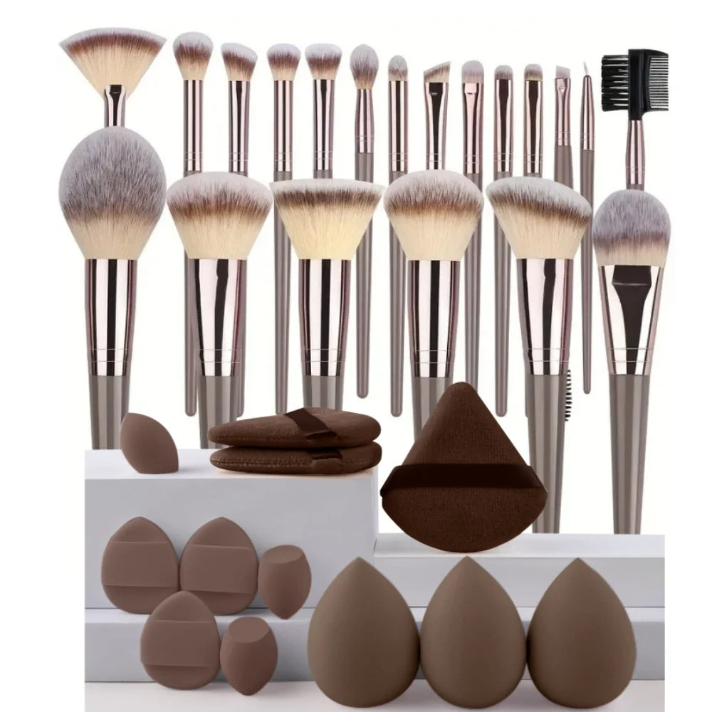 Soft Makeup Brush Set – Multiple Pieces