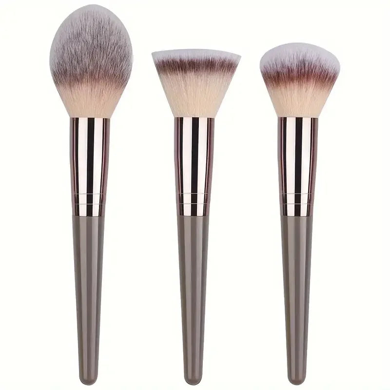 Soft Makeup Brush Set – Multiple Pieces