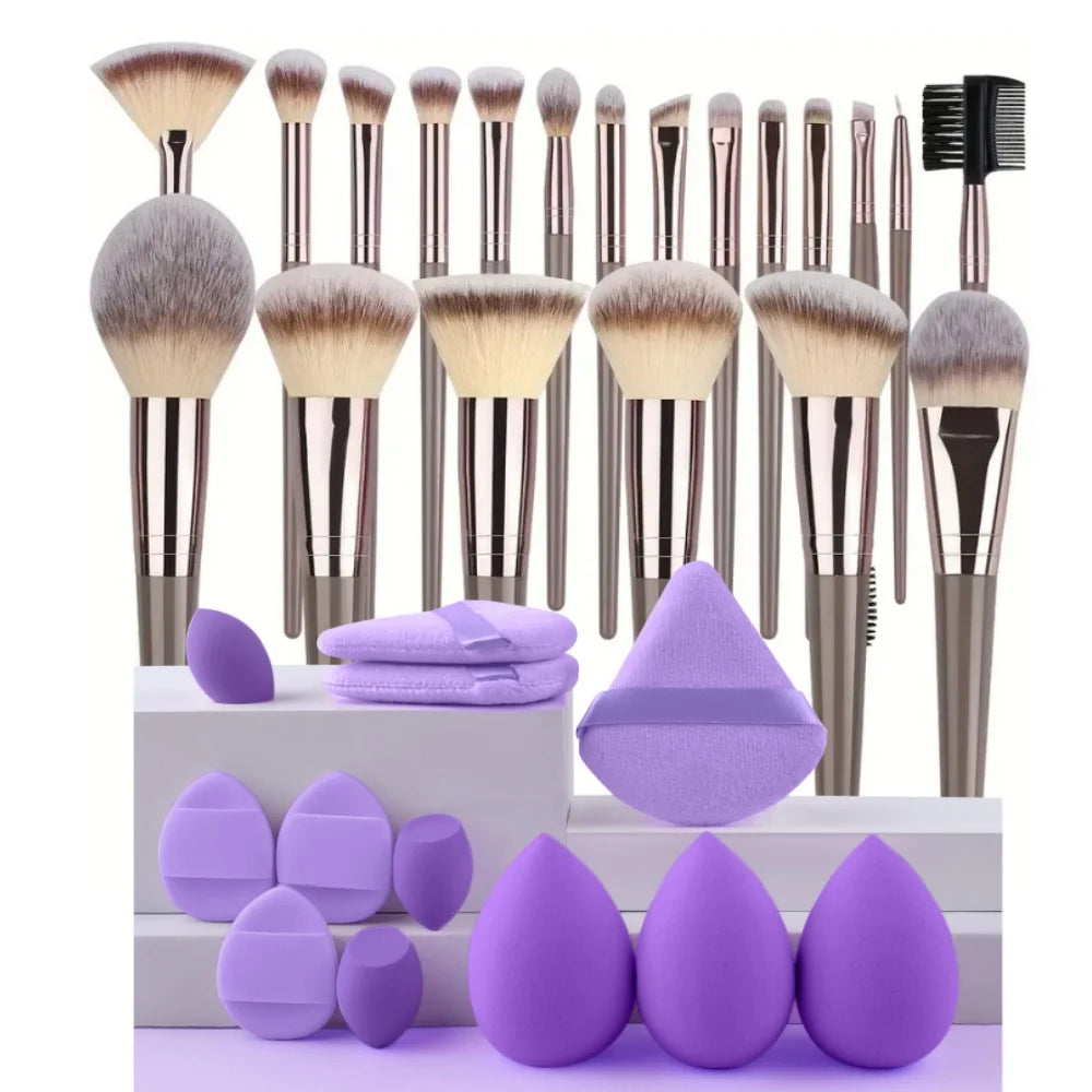 Soft Makeup Brush Set – Multiple Pieces