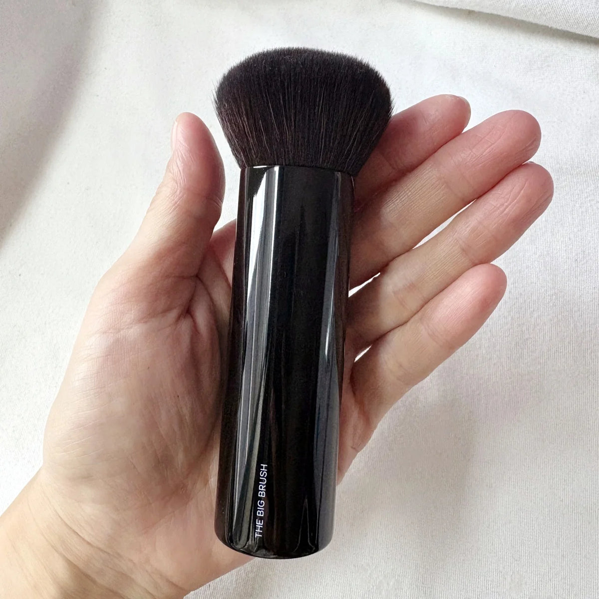 Soft Multi-Use Foundation & Blending Brush