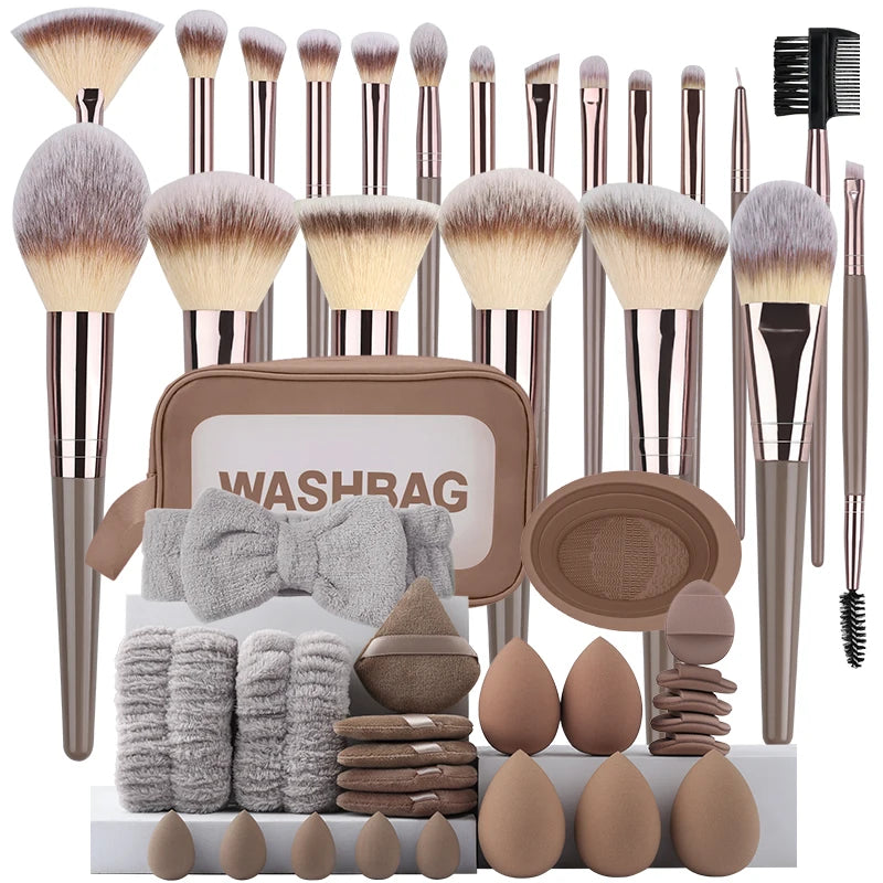 Soft Makeup Brush Set – Multiple Pieces
